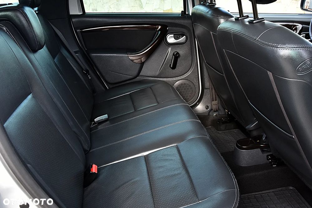 Dacia Duster 1.6 SCe Laureate S&S - 25