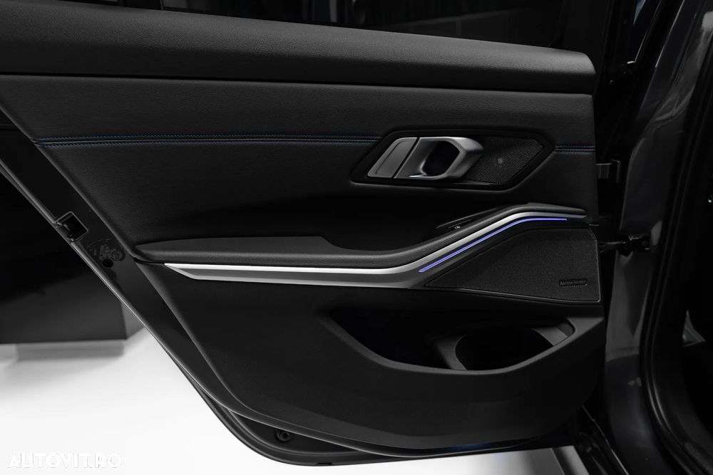 BMW M3 M340i xDrive AT MHEV - 27