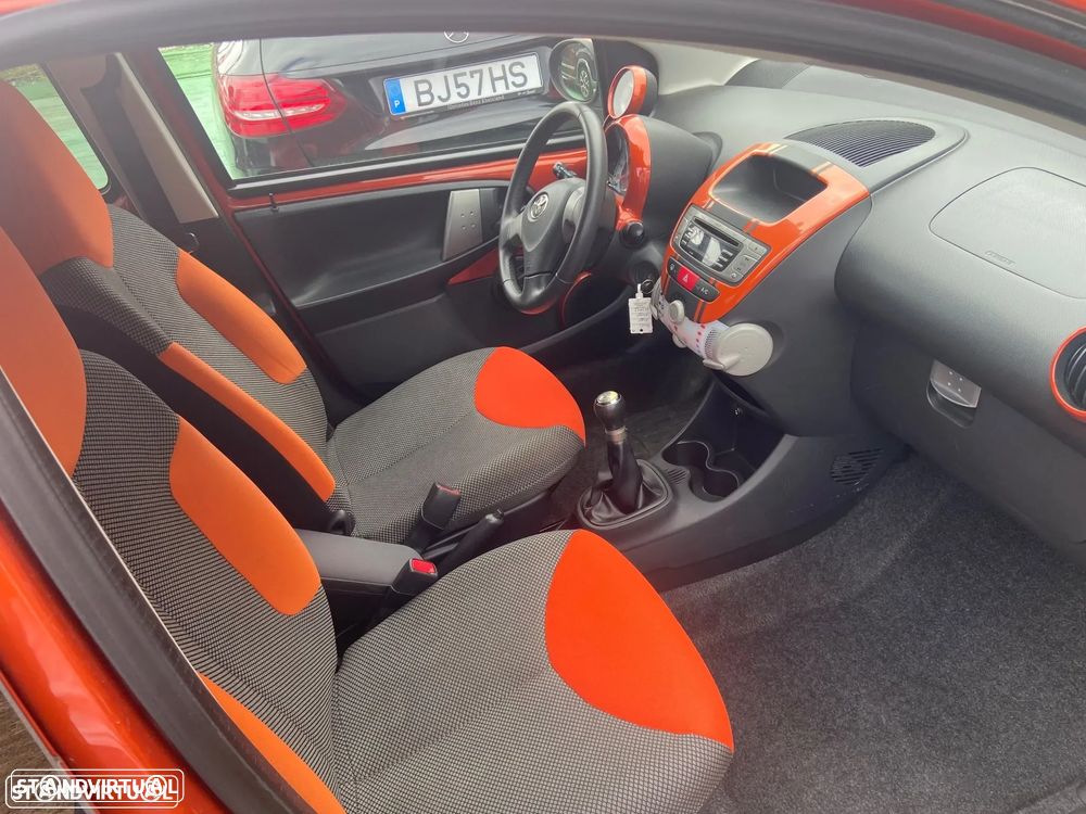 Toyota Aygo 1.0 Orange Edition+VSC - 22
