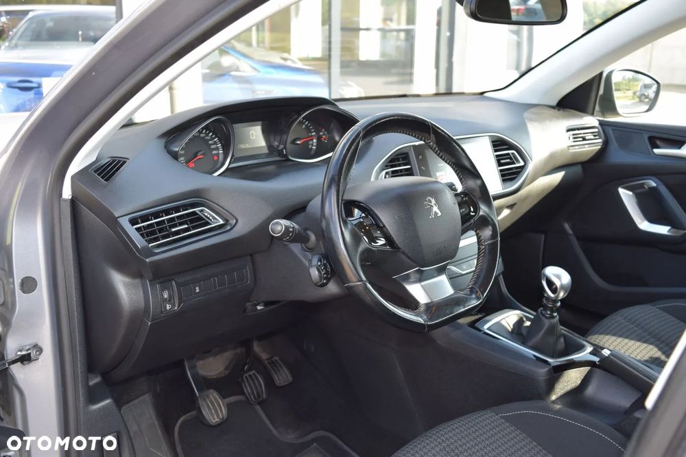 Peugeot 308 1.6 BlueHDi Active S&S - 16
