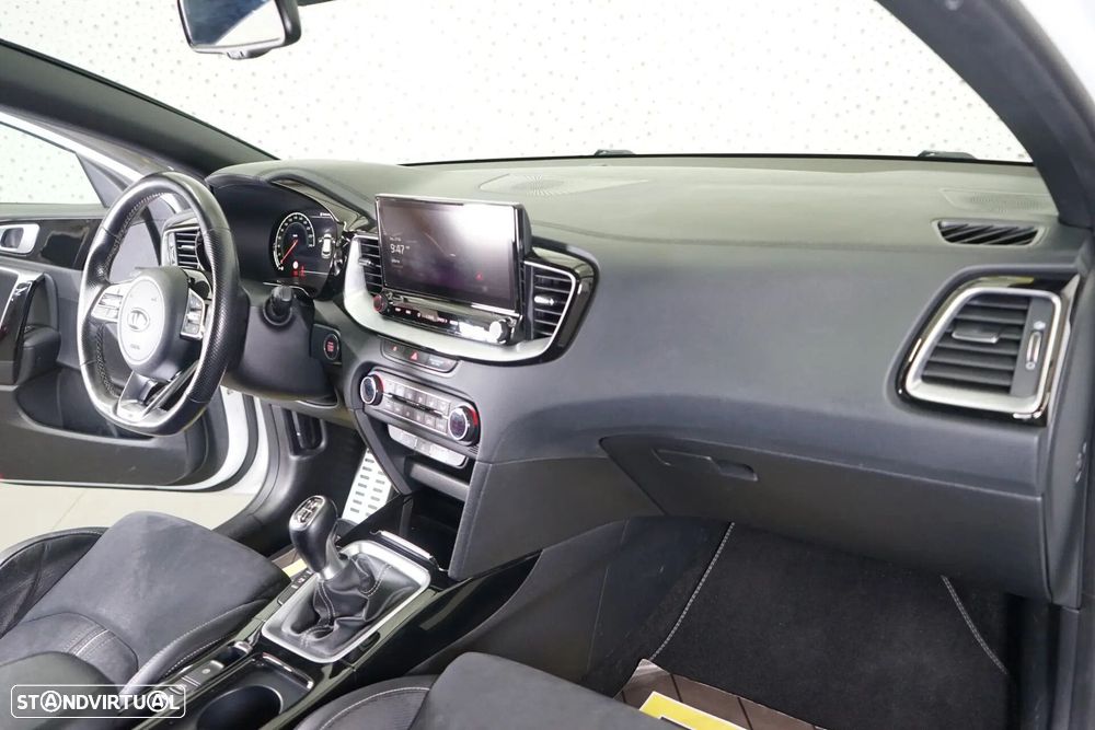 Kia ProCeed 1.0 T-GDI GT Line - 16