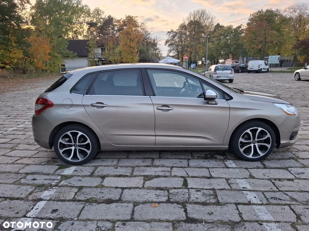 Citroen C4 2015 photo 4