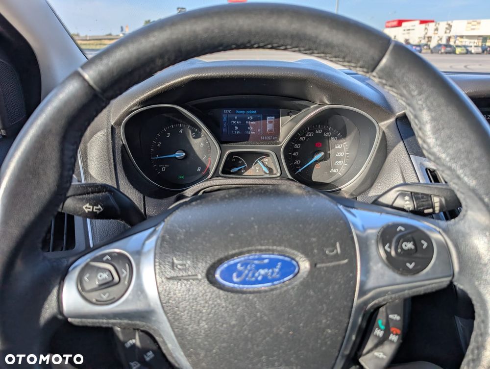 Ford Focus - 12