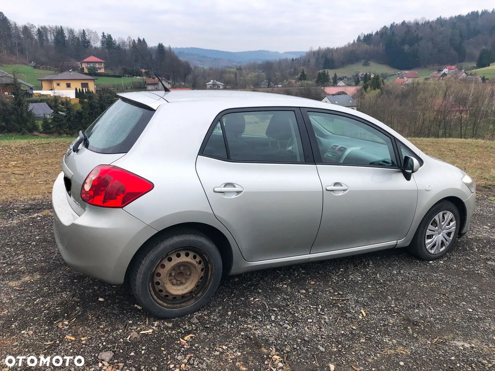 Toyota Auris 1.6 VVT-i Luna - 10