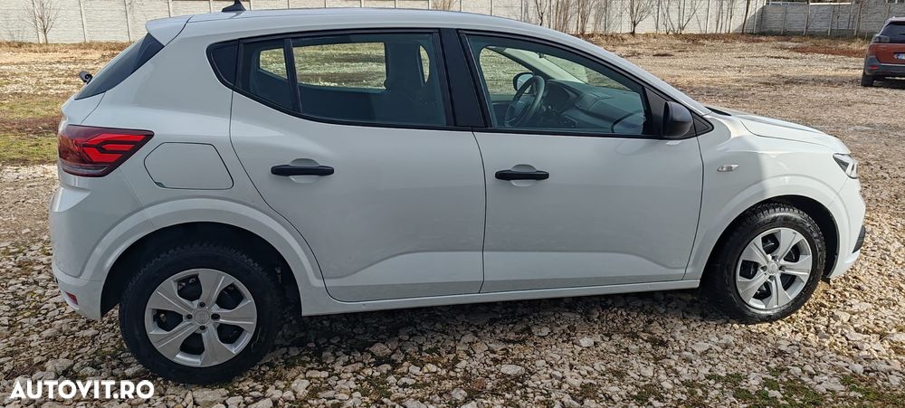 Dacia Sandero - 5