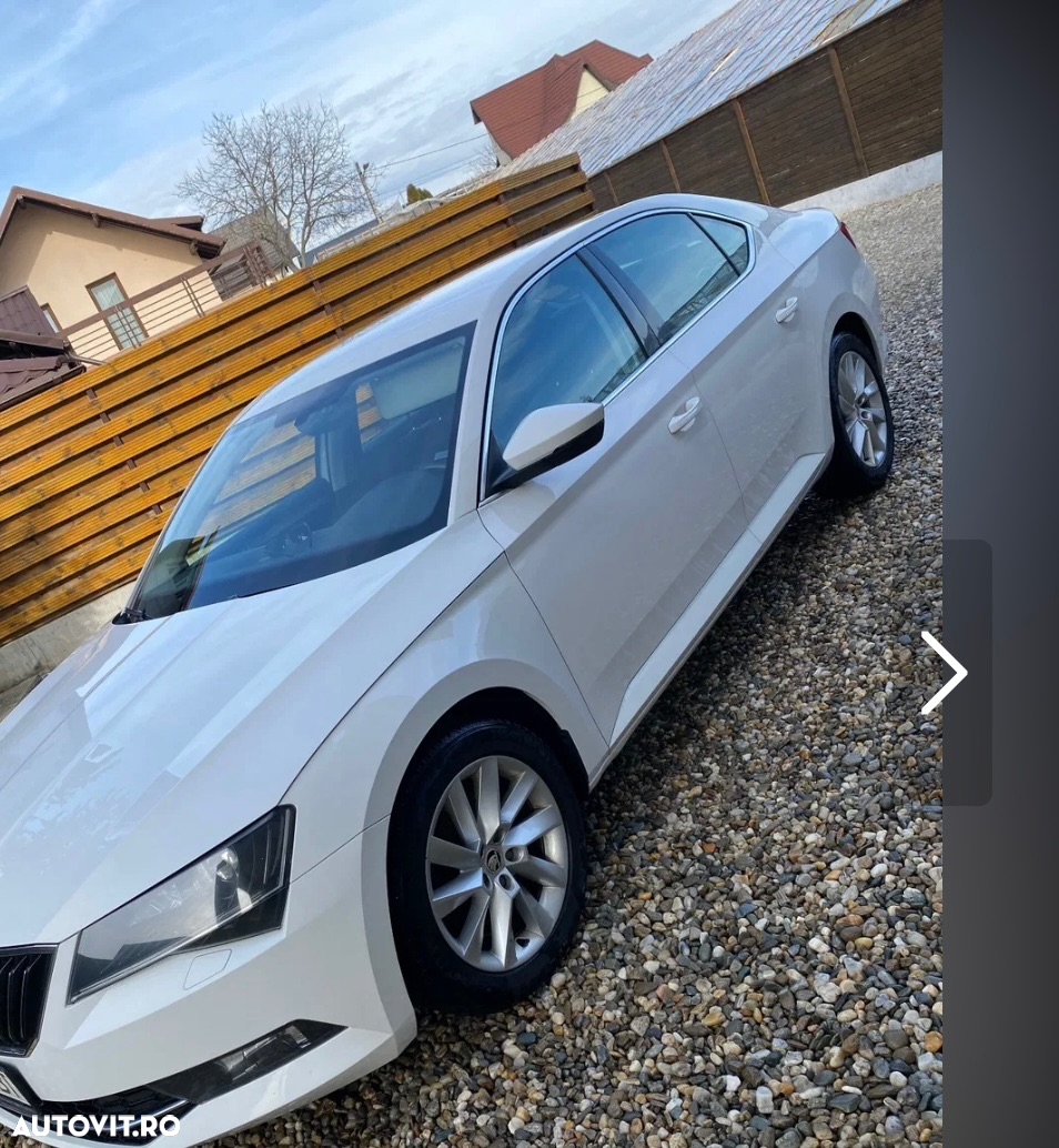 Skoda Superb 2.0 TDI Ambition - 8