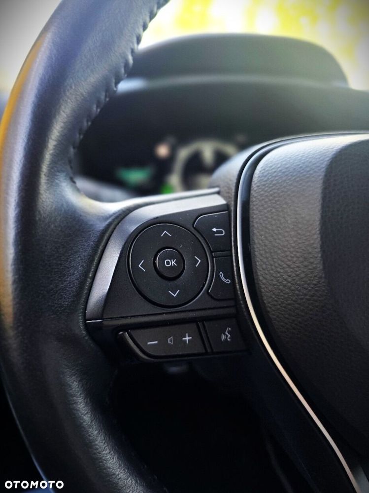 Toyota Corolla 1.8 Hybrid Comfort - 12