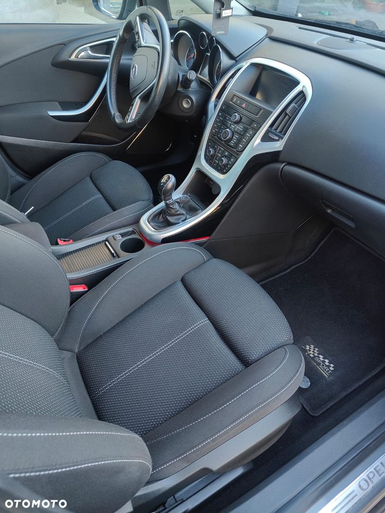 Opel Astra 1.4 Turbo Sport - 2