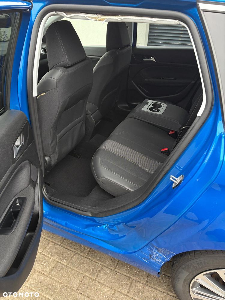 Peugeot 308 - 14