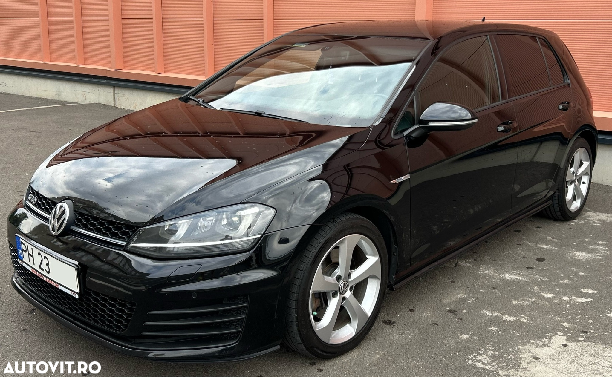 Volkswagen Golf GTD 2.0 TDI SCR DSG - 2
