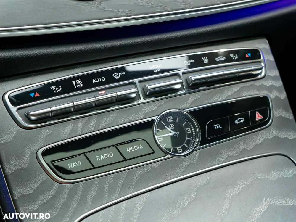 Mercedes-Benz CLS - 33