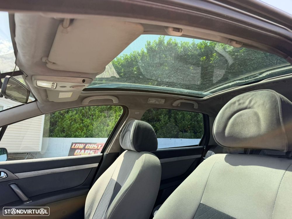 Peugeot 407 SW 1.6 HDi Executive - 8