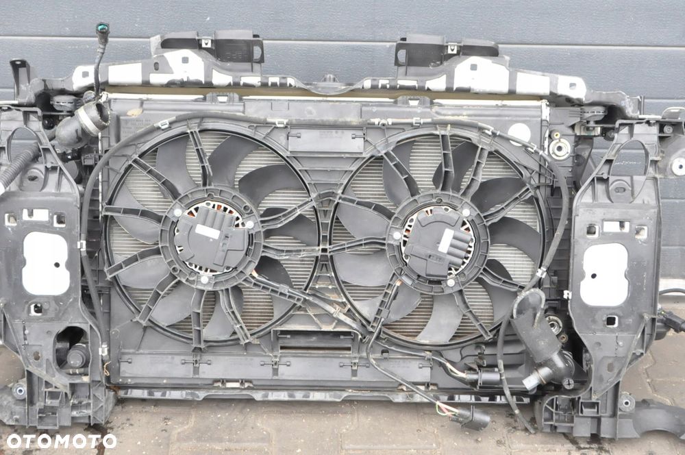 PORSCHE MACAN PAS PRZEDNI CHŁODNICE WENTYLATOR KOMPLET 3.6 V6 - 8