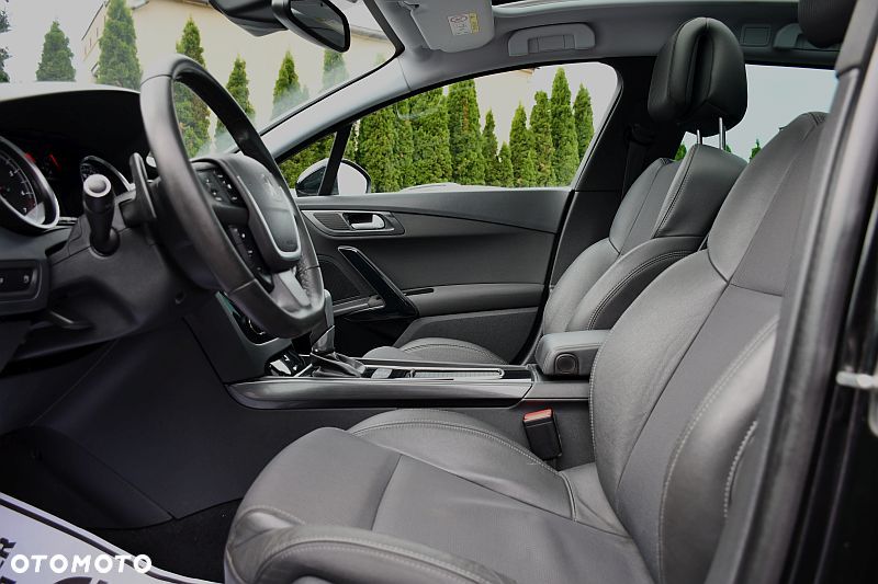 Peugeot 508 1.6 e-THP Allure S&S - 10