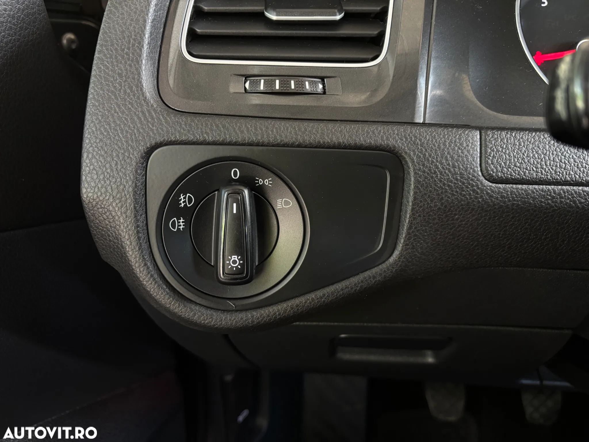 Volkswagen Golf 1.0 TSI Trendline - 32