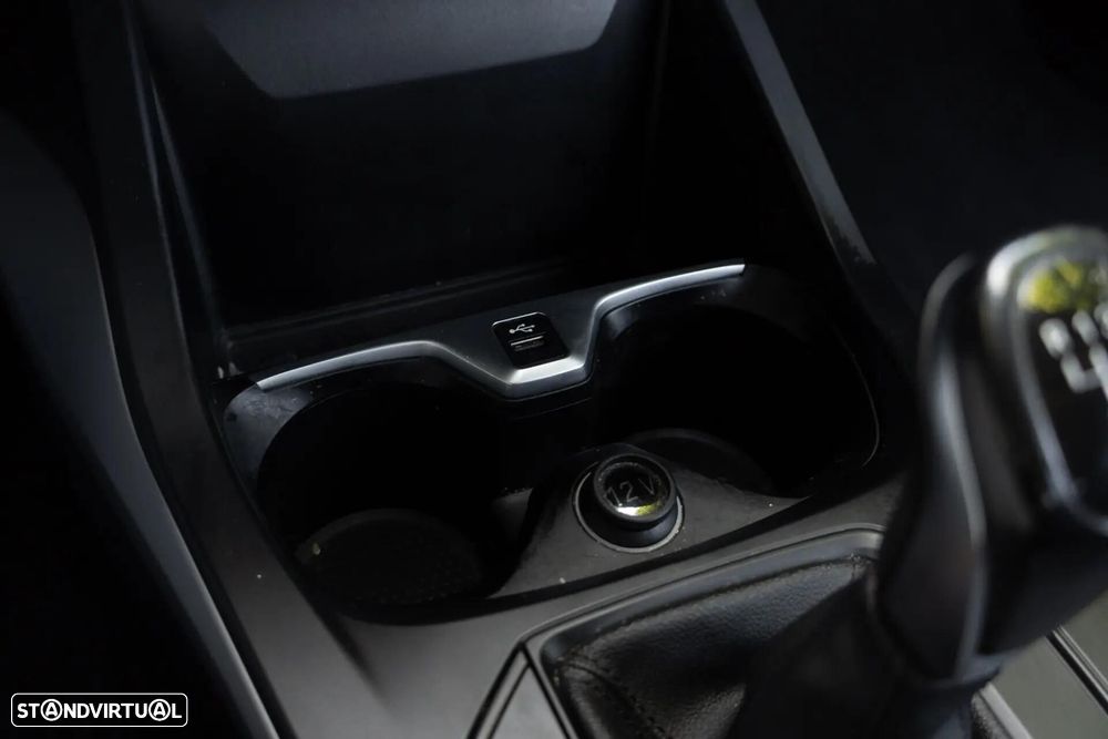 BMW 116 d Line Luxury - 24