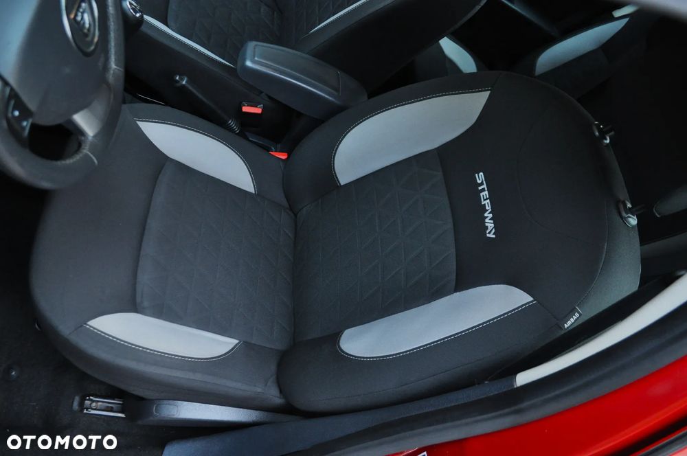 Dacia Sandero Stepway TCe 90 Prestige - 31