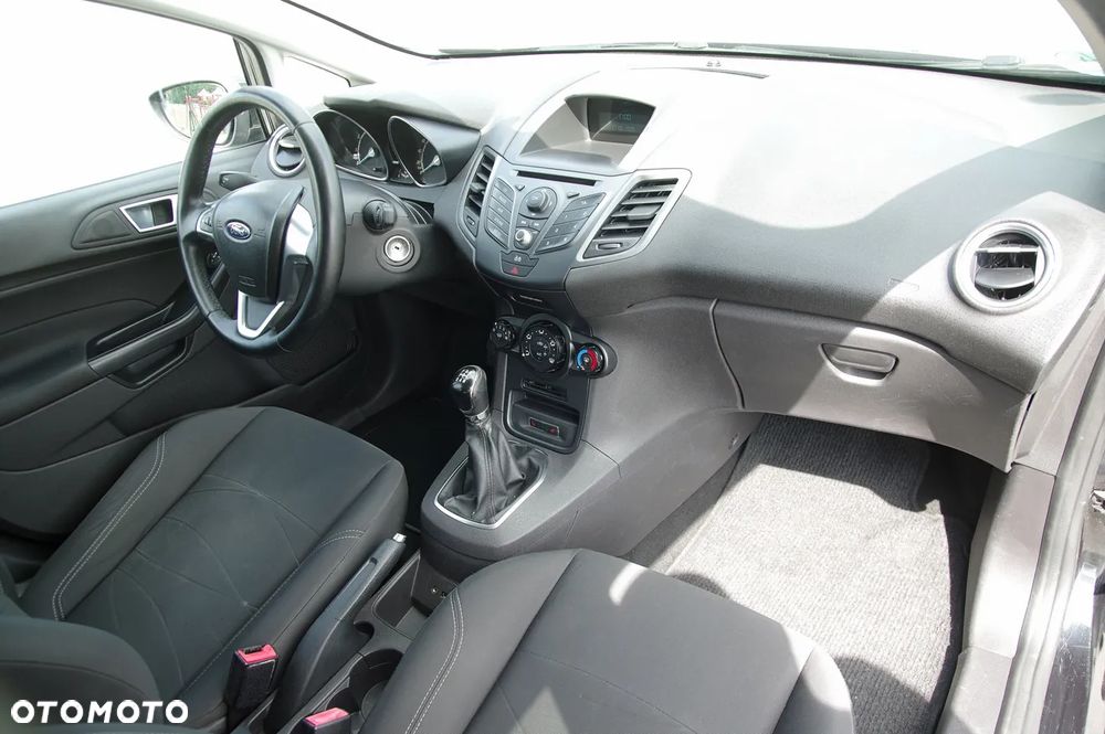 Ford Fiesta 1.0 EcoBoost Trend - 26