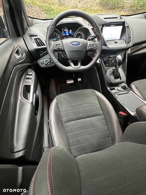 Ford Kuga 1.5 EcoBoost 4x4 ST-Line - 32