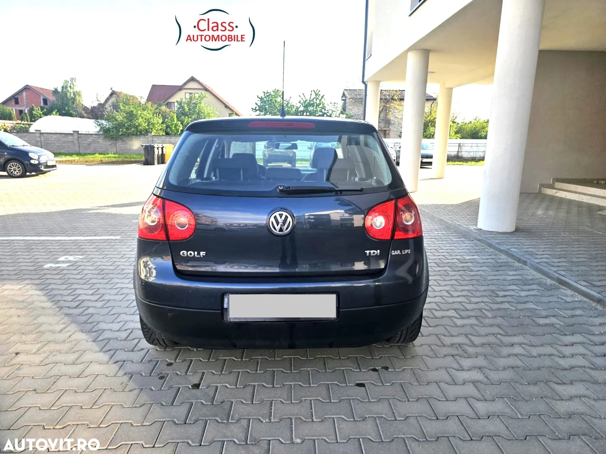 Volkswagen Golf 1.9 TDI DPF Comfortline - 2