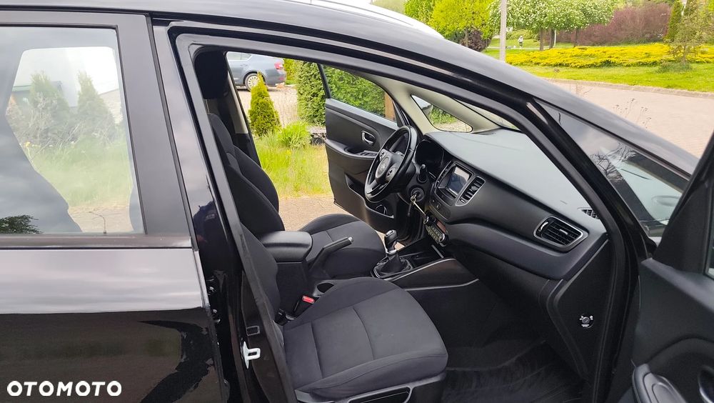 Kia Carens 1.6 GDI Fifa World Cup Edition - 31