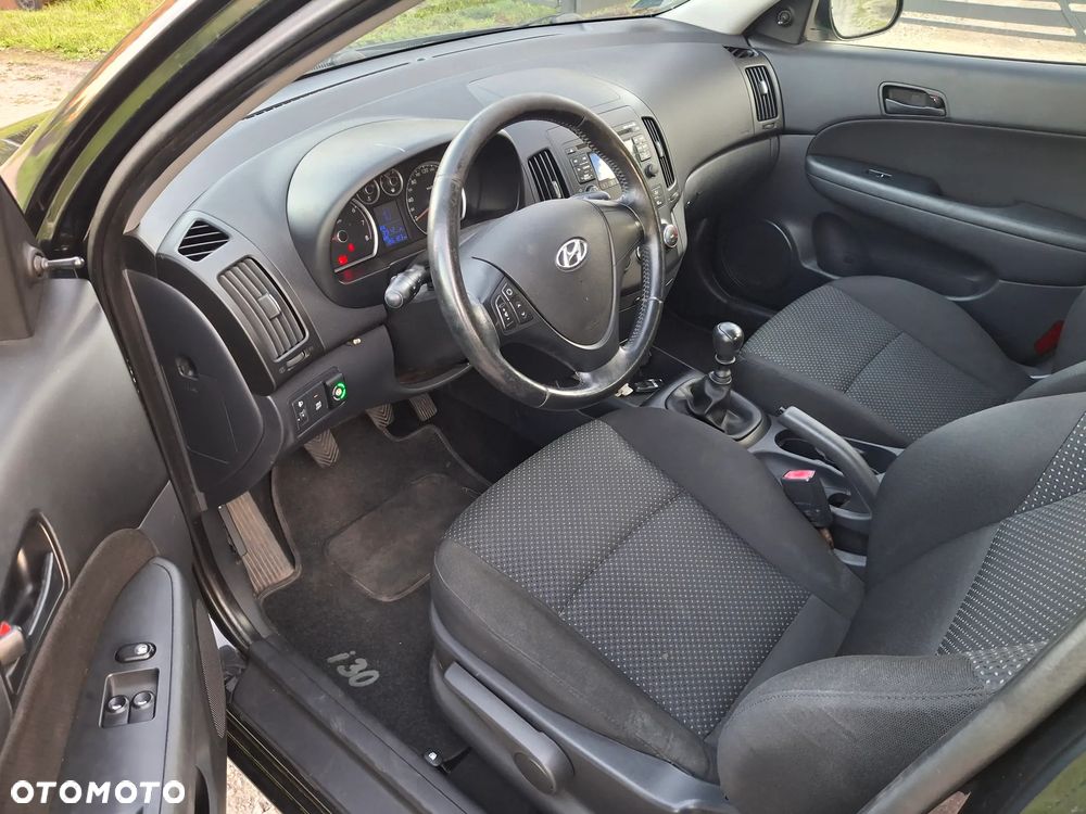 Hyundai i30 1.4 Classic - 19