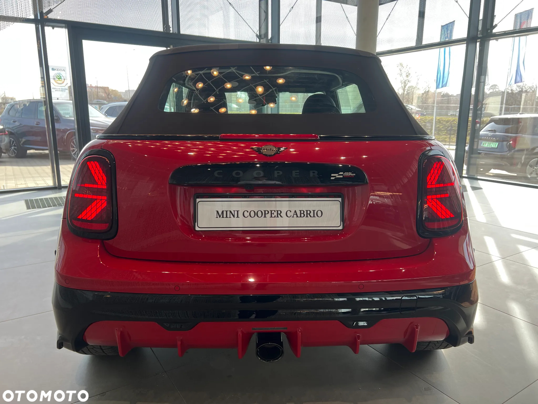 MINI John Cooper Works - 11