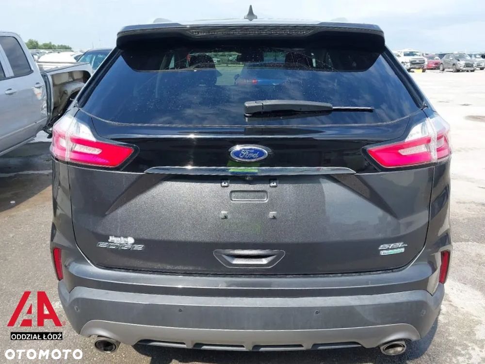 Ford Edge - 7