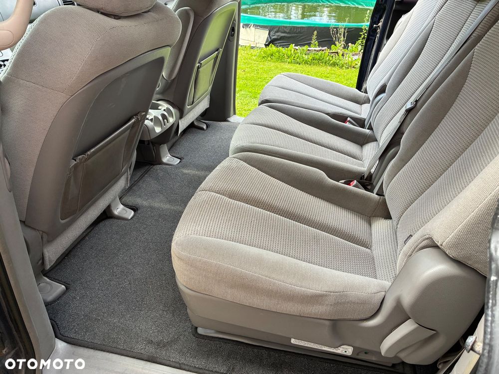 Kia Carnival 2.9 CRDi Tour - 27