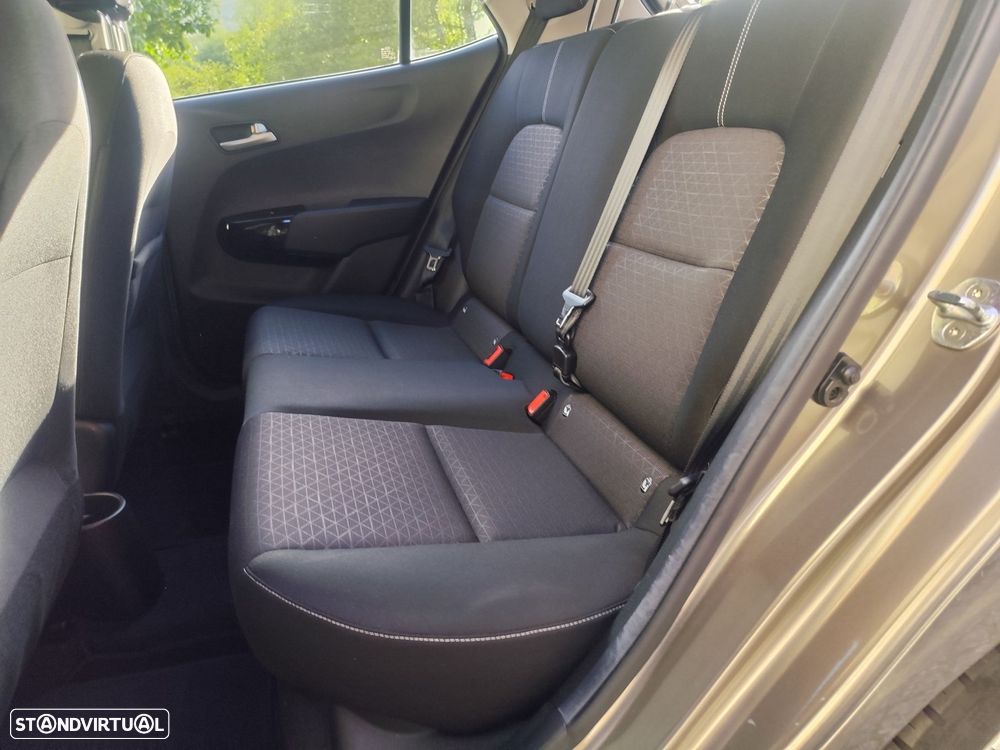 Kia Picanto 1.0 CVVT Urban - 32