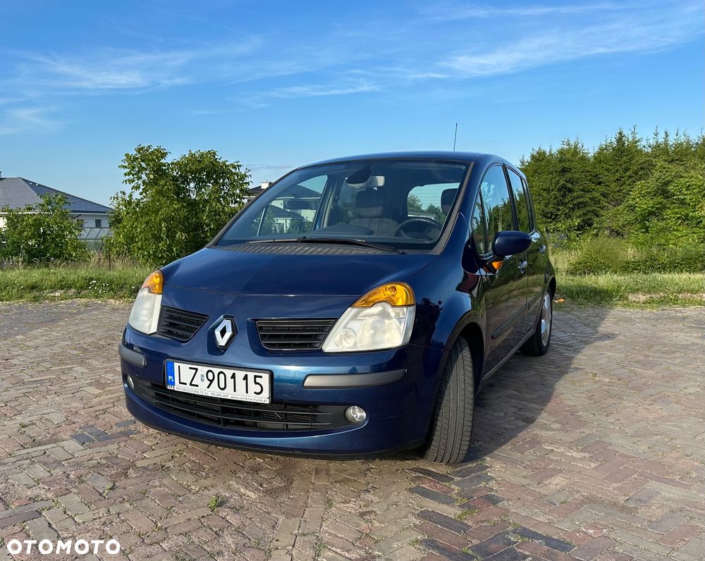 Renault Modus - 10