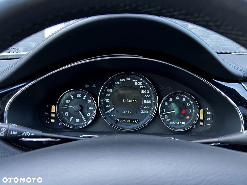 Mercedes-Benz CLS 63 AMG - 35