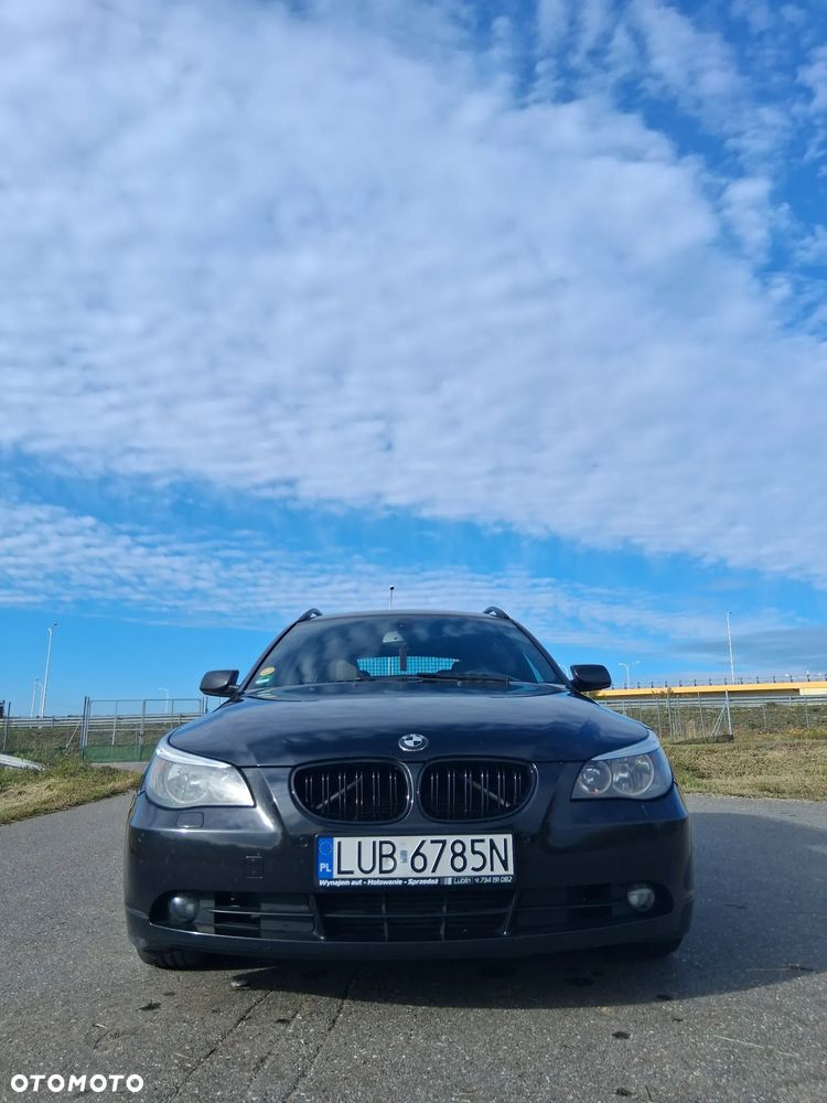 BMW Seria 5 2005 photo 3