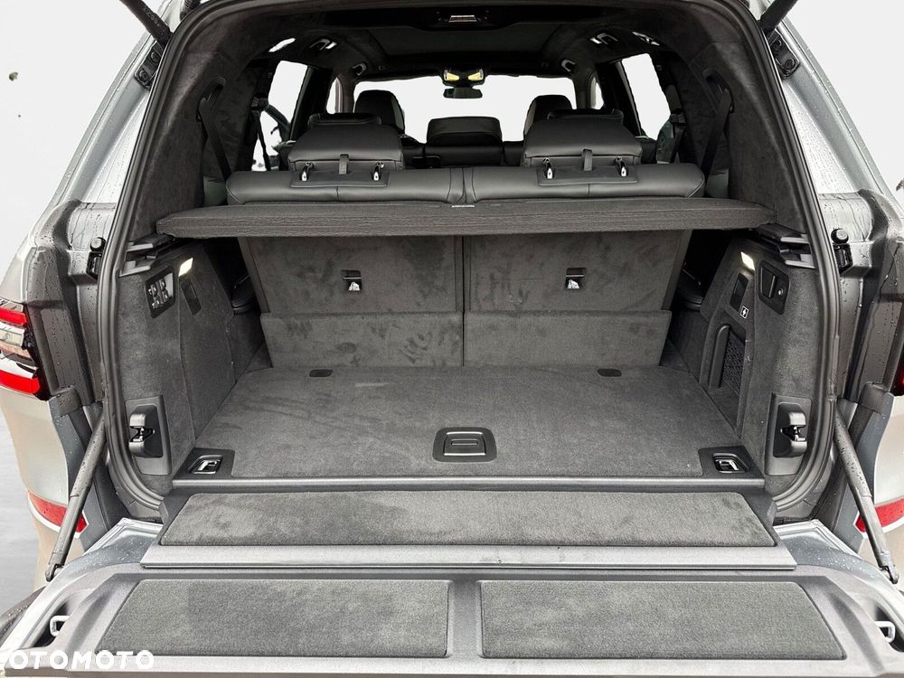 BMW X7 - 19