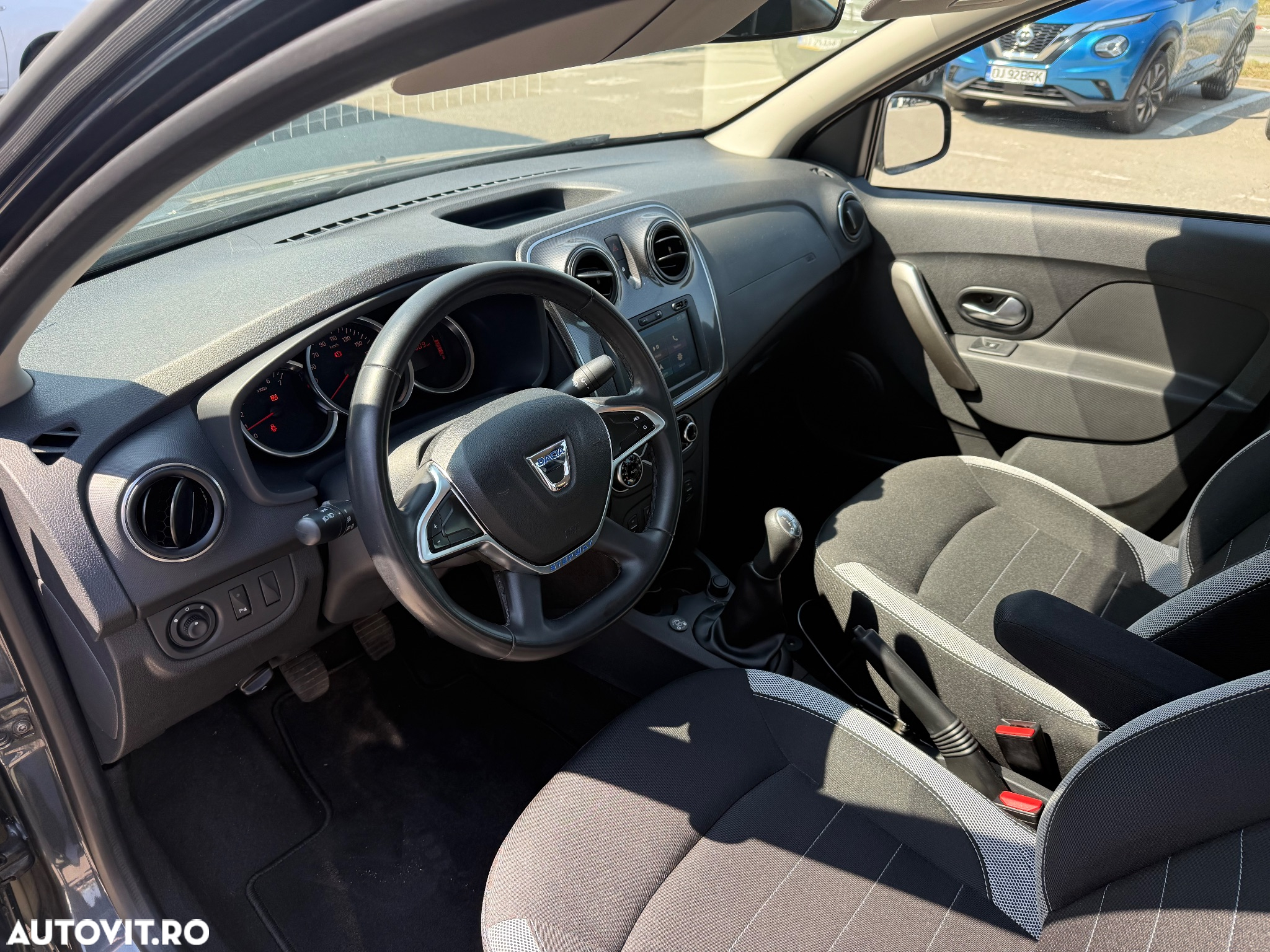 Dacia Logan Stepway TCe 100 GPL - 8