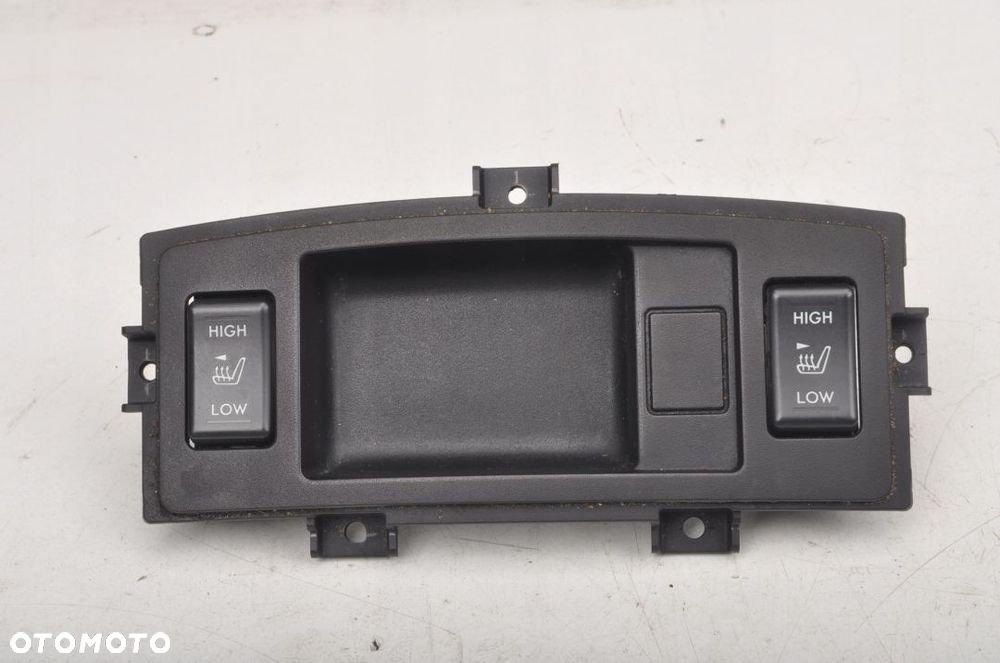 SUBARU LEGACY V PANEL PODGRZEWANYCH FOTELI - 1