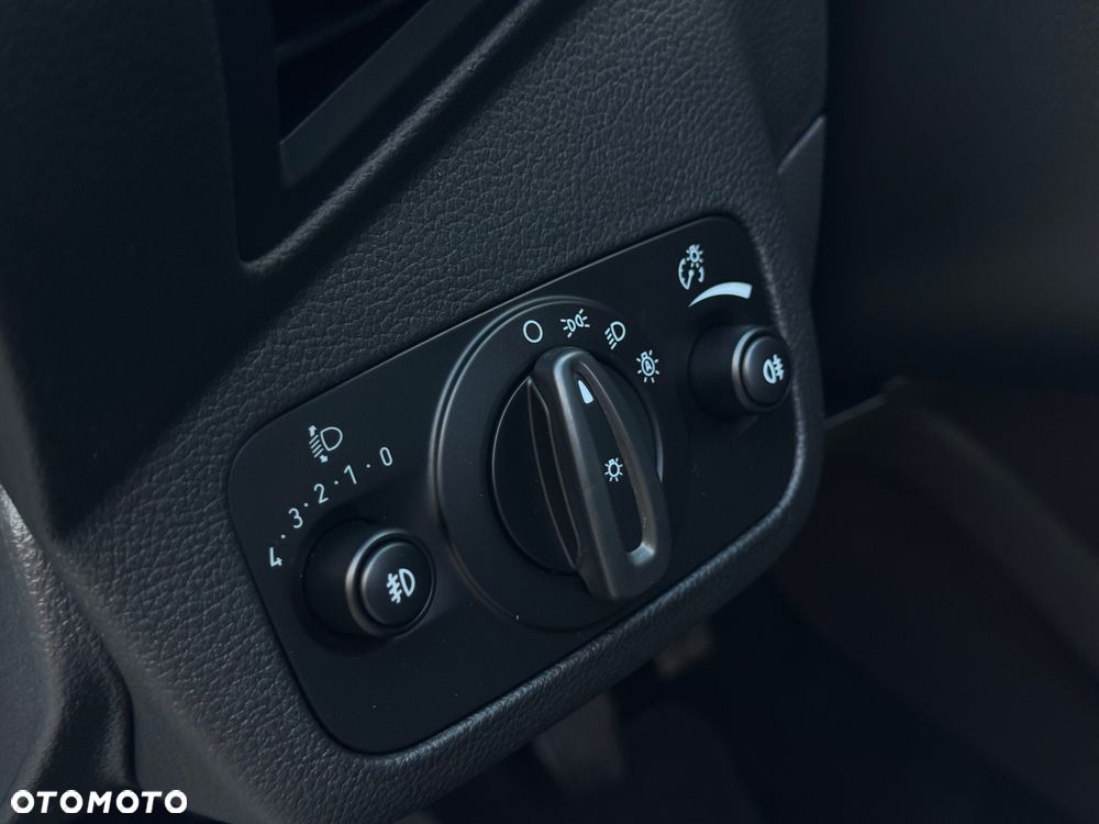 Ford C-MAX 1.0 EcoBoost Titanium ASS - 22