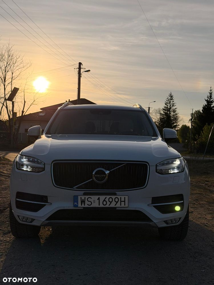 Volvo XC 90 - 6