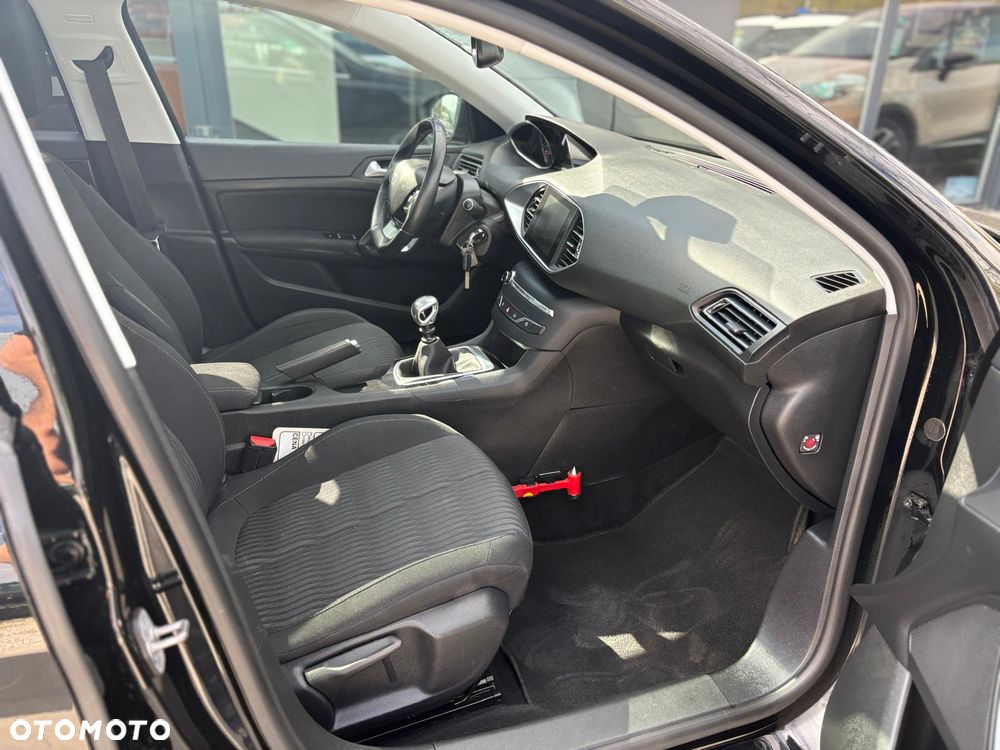 Peugeot 308 1.6 HDi Active - 12
