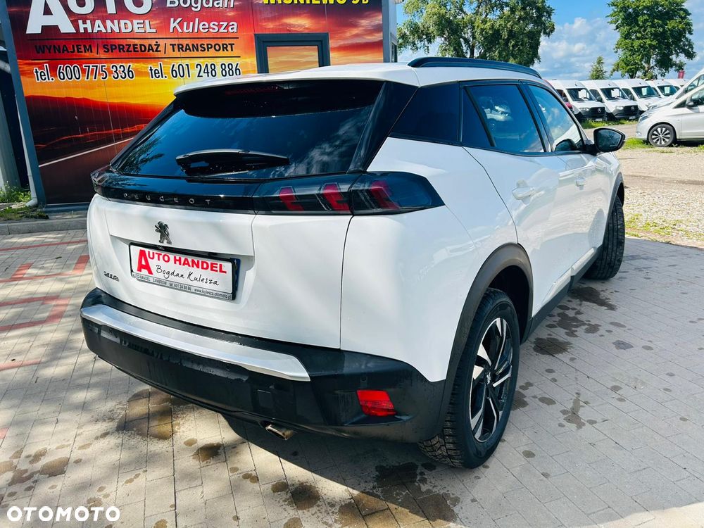Peugeot 2008 - 13