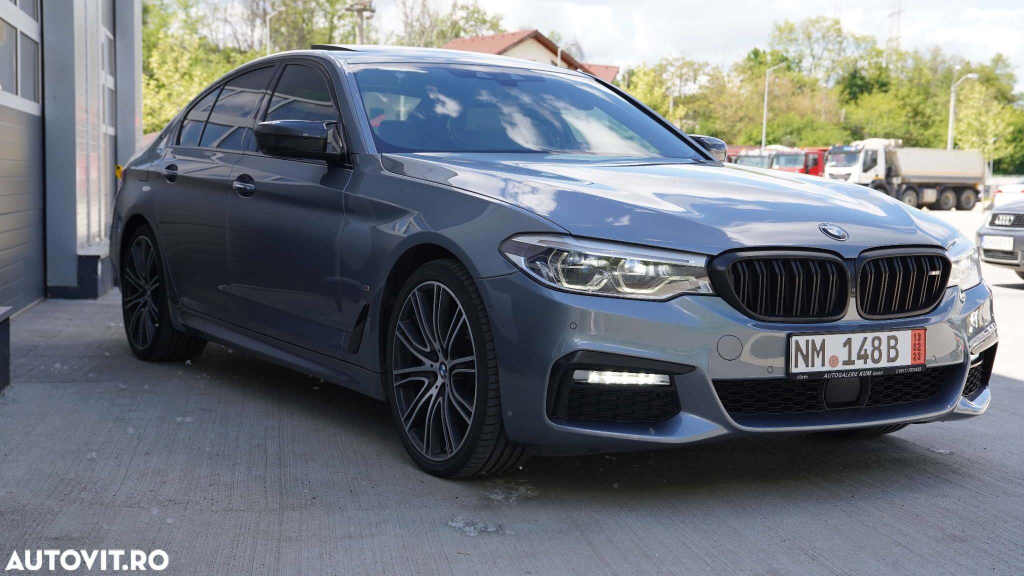 BMW Seria 5 520i AT - 10