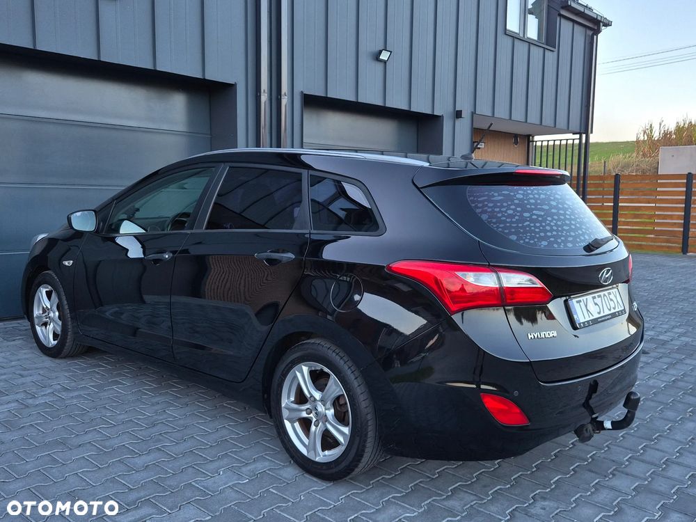 Hyundai i30 1.4 Premium - 19
