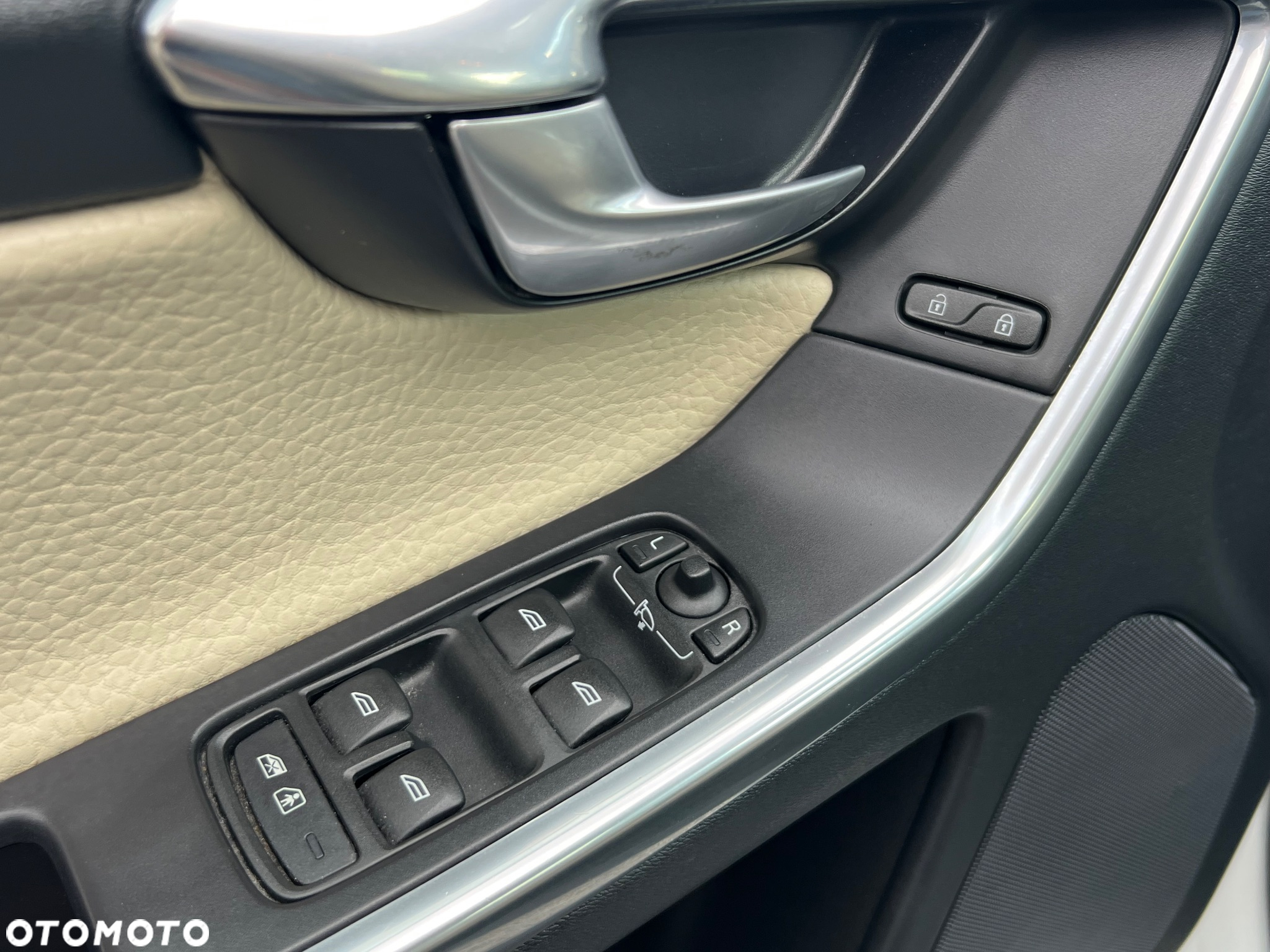 Volvo XC 60 D4 Summum - 22