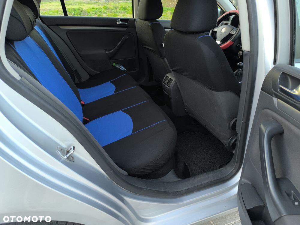 Volkswagen Golf 1.9 TDI Q-Line - 6