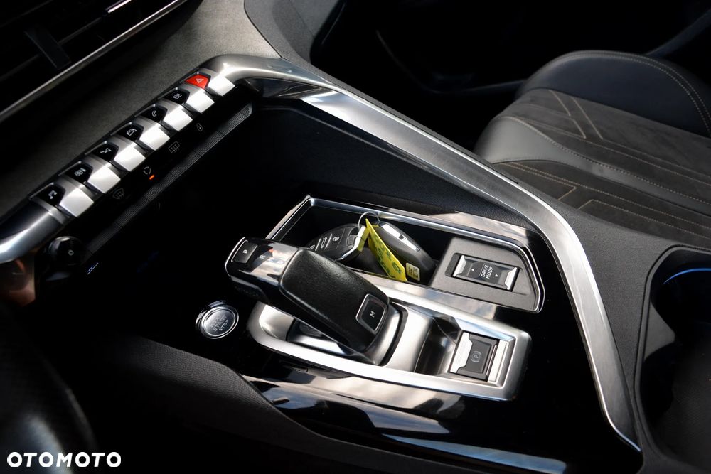 Peugeot 3008 BlueHDi 130 Stop & Start EAT8 GT - 35