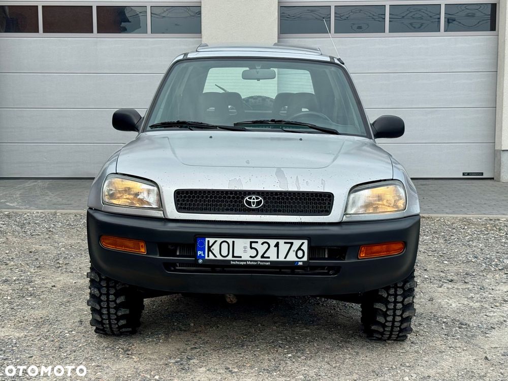 Toyota RAV4 2.0 - 17