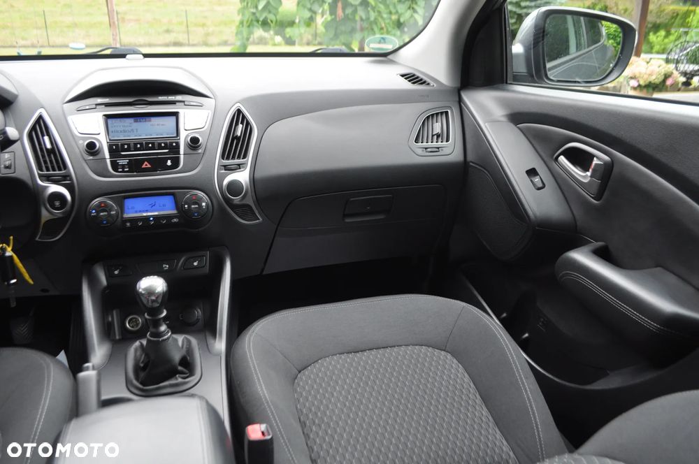 Hyundai ix35 1.6 2WD Fifa World Cup Edition - 23
