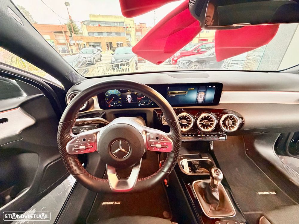 Mercedes-Benz A 160 AMG Line - 32