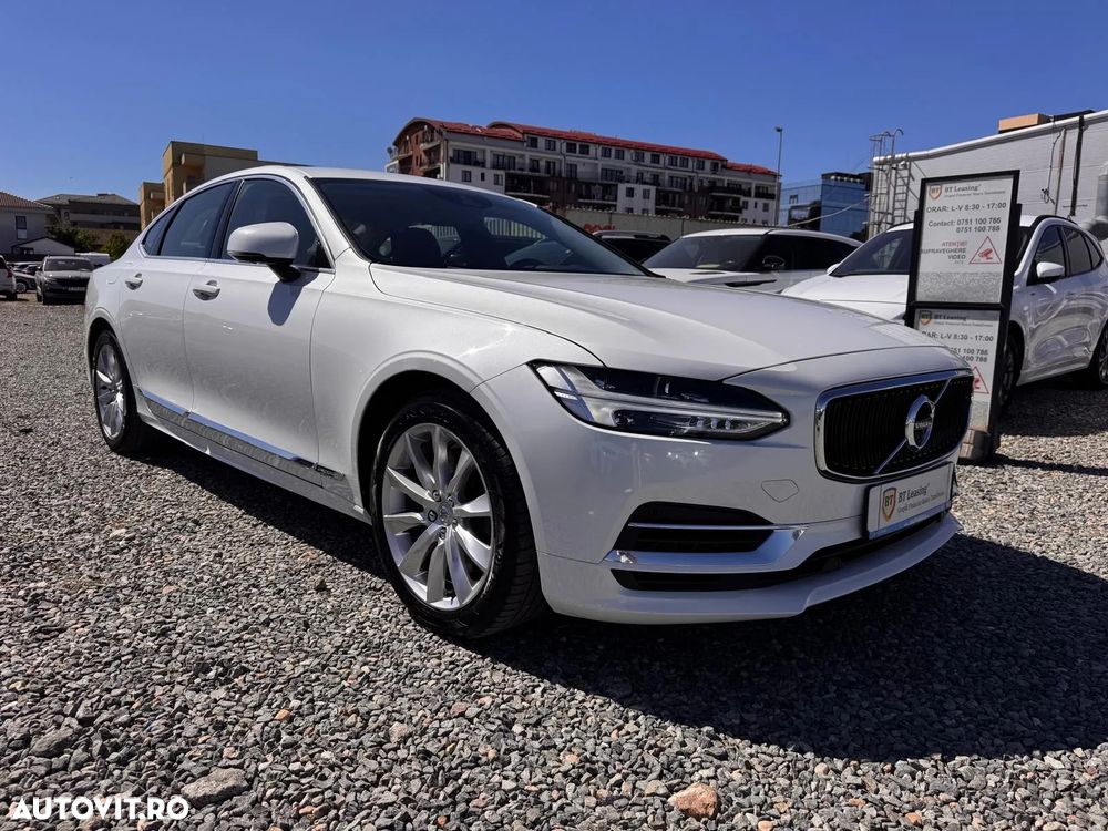 Volvo S90 T8 Twin Engine AWD Geartronic Momentum - 2