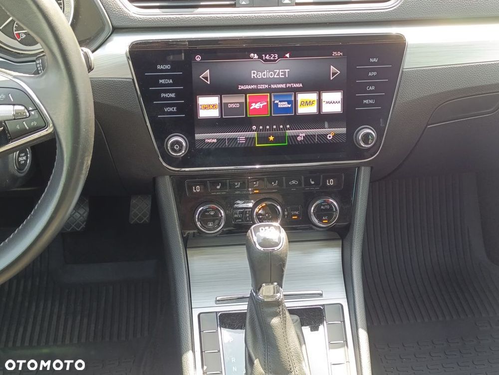 Skoda Superb 1.5 TSI Ambition DSG - 30